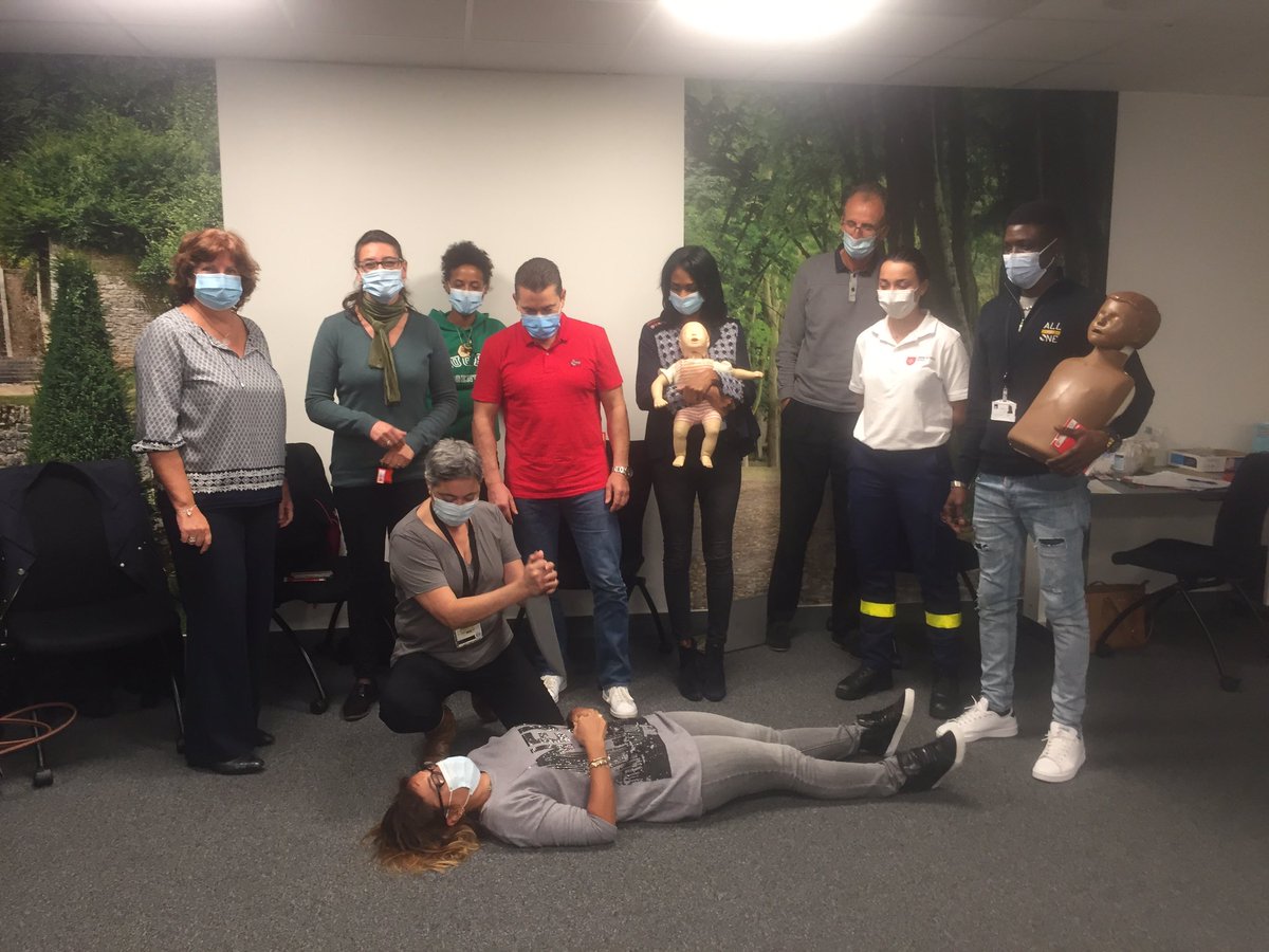 Formation PSC1 pour la #CRWeek2020 avec #AXAAtoutCoeur et @Malte_France ... tous certifiés ! 👏👍🏼🏅#Marly <a href="/AXAFrance/">AXA France</a> #gestesquisauvent #gestesbarrieres #dreamteam #murderparty? merci et bravo à tous !