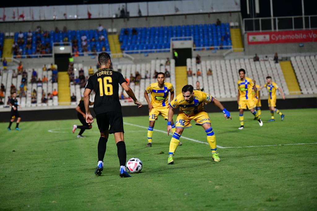 MiguelP1508's tweet photo. Countdown to your return!! ⏳✔
.
.
.
#manueltorresael #AEL #mt16 #football #cyprus #aellimassol #lionslimassol #nikecyprus  #santesportsocialclub #agent #happywithfootball #return #comeon #💪🏻🤜🏻🤛🏻 https://t.co/OekqVlWVXm