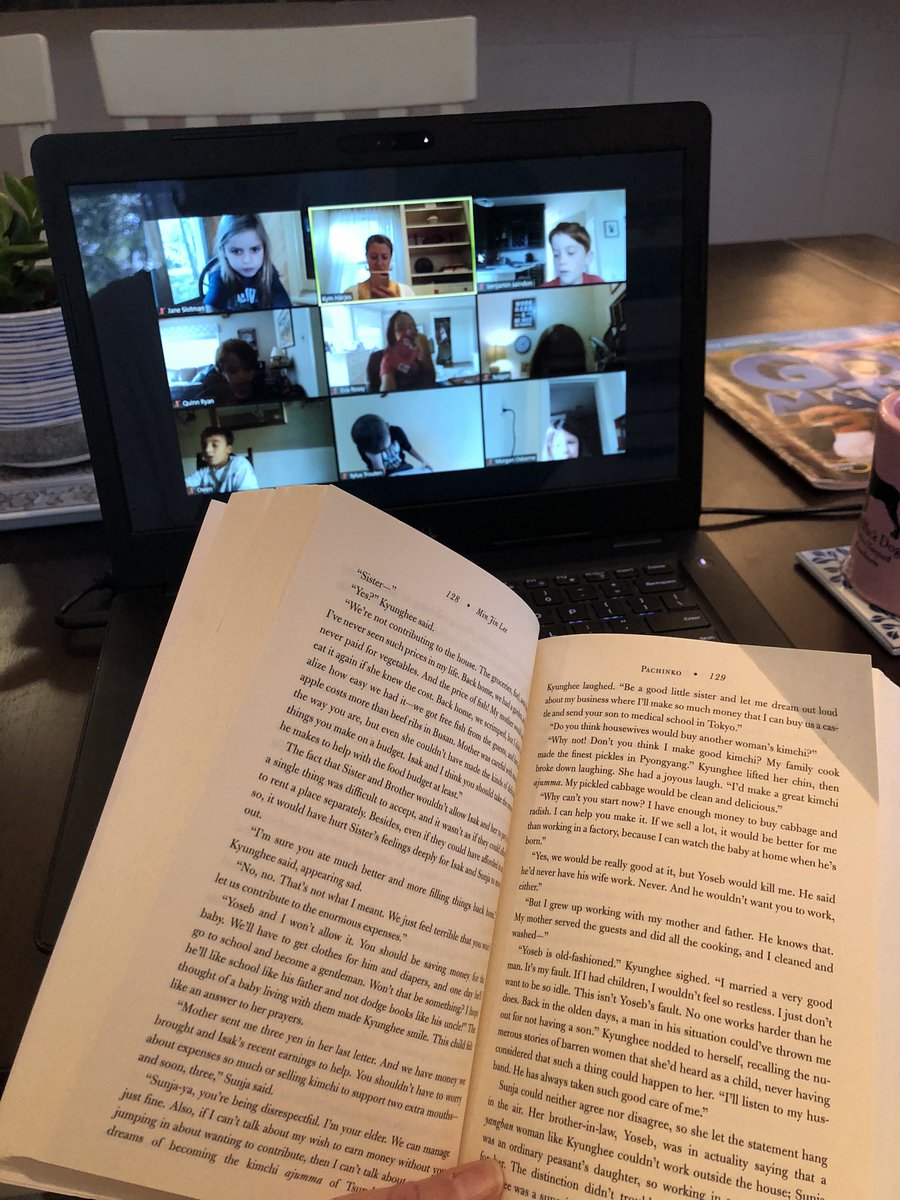 KymHarjes's tweet photo. A fantastic Reading Workshop today on Zoom ~ with time for self~reflection, a mini lesson, independent reading, conferring in the chat box and a whole group share! #liveremotelearning @HopewellES 📖 https://t.co/9LnkfCDI8W