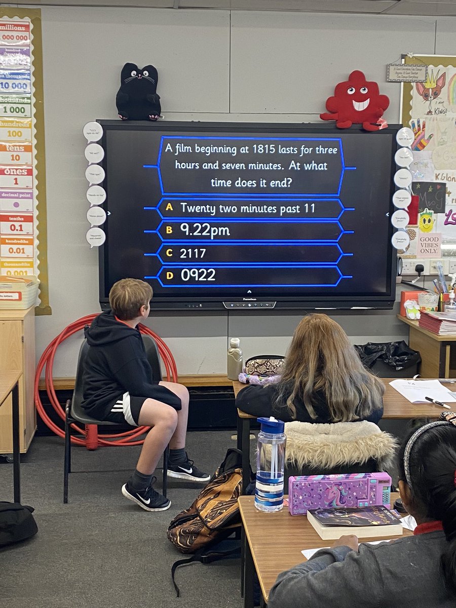 stcadocsprimary's tweet photo. Tense times in 6a today as some of our pupils took the hot seat to try and win the jackpot! Alas, not quite £1 million up for grabs, but 10 House Points was a handsome alternative! #isthatyourfinalanswer? @mathsweekscot @wp_education #MathsWeekScot https://t.co/lLDL5X8o4W