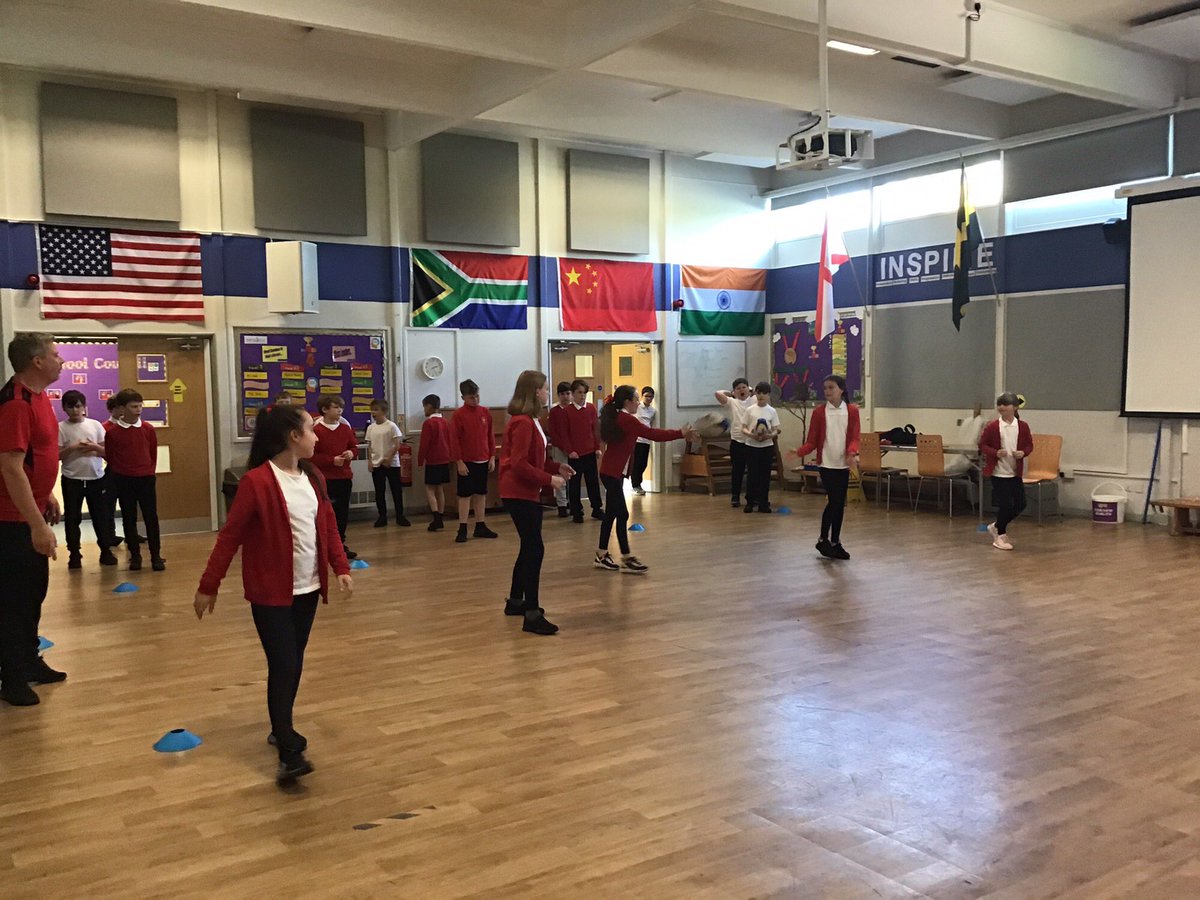 StAnnesKnowsley's tweet photo. Year Six has a fabulous PE lesson with Mr Rutter developing their rugby skills #SacpskPE #SacpskYearSix https://t.co/7HlpSpB66V