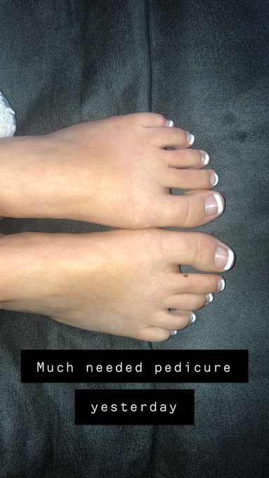 Which one of you losers is going to give me a massage and buy me an iPhone 11 Pro?  CA $thatwholaughs<a href="/tag/onlyfans"class="tags"><span>#onlyfans</span></a><a href="/tag/onlyfansgirl"class="tags"><span>#onlyfansgirl</span></a><a href="/tag/onlyfansbabe"class="tags"><span>#onlyfansbabe</span></a><a href="/tag/onlyfanspromo"class="tags"><span>#onlyfanspromo</span></a>