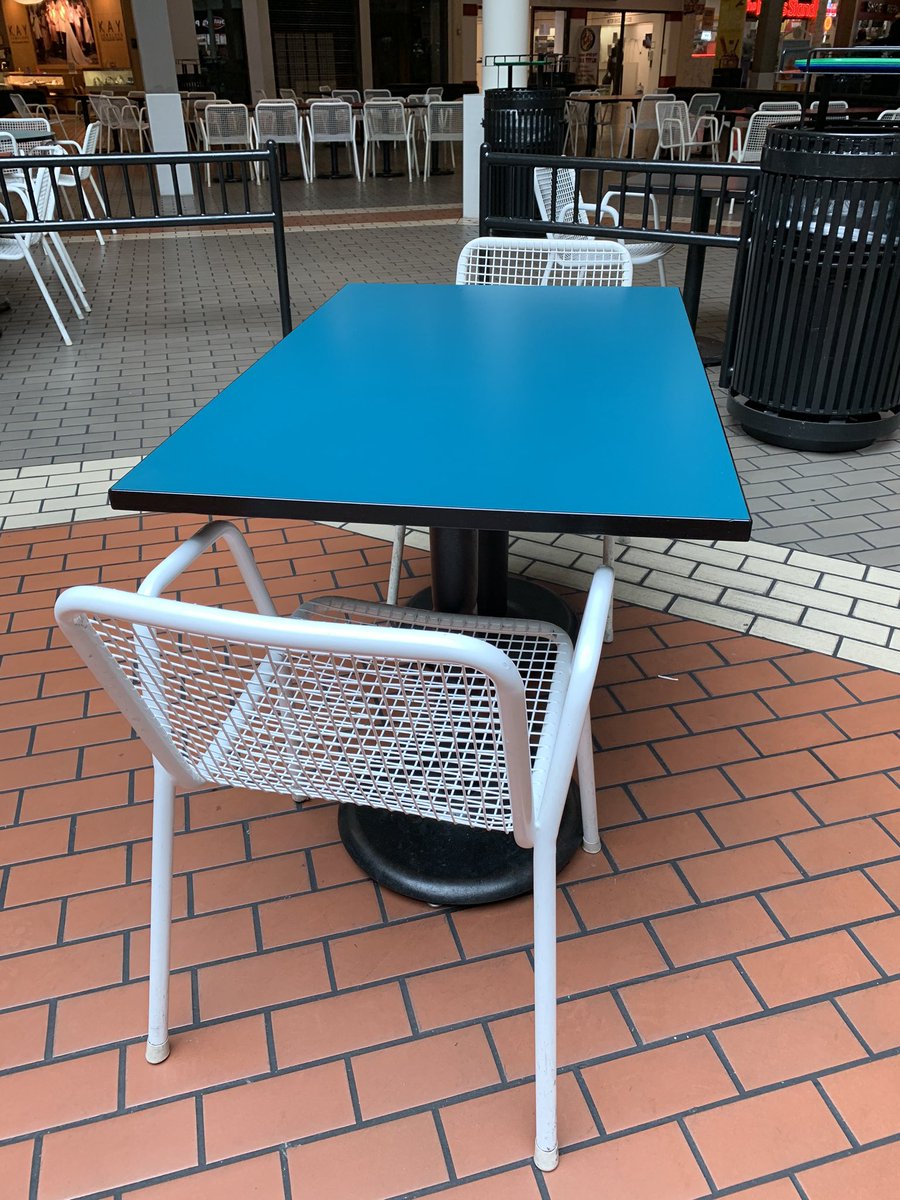 I think I sat at this very table in this very chair in this very spot back in the 90s. – bei  Security Square Mall