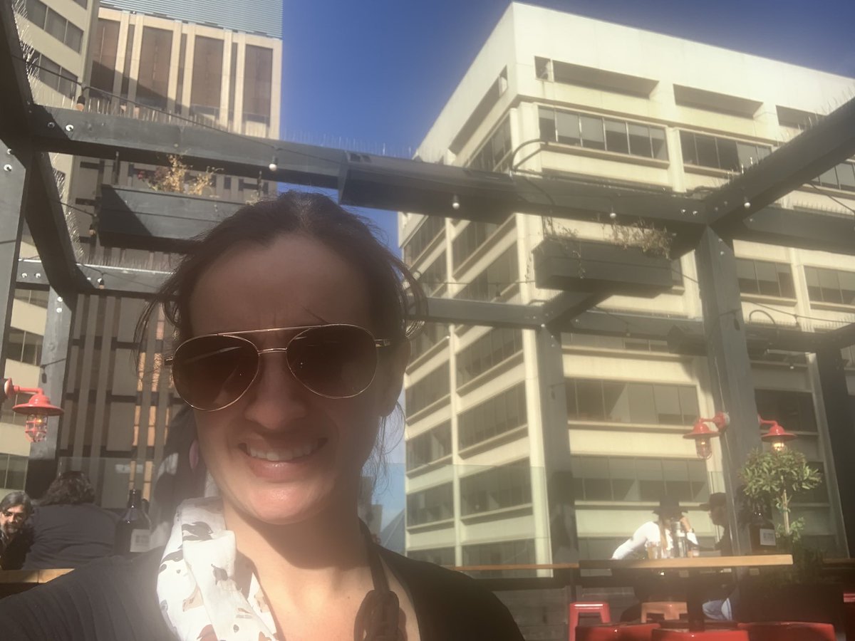 I’m savouring these warm fall days and getting some work done at the same time. Everyone should check out the beautiful rooftop patio ⁦⁦<a href="/CRAFTbeeryeg/">CRAFT Edmonton</a>⁩