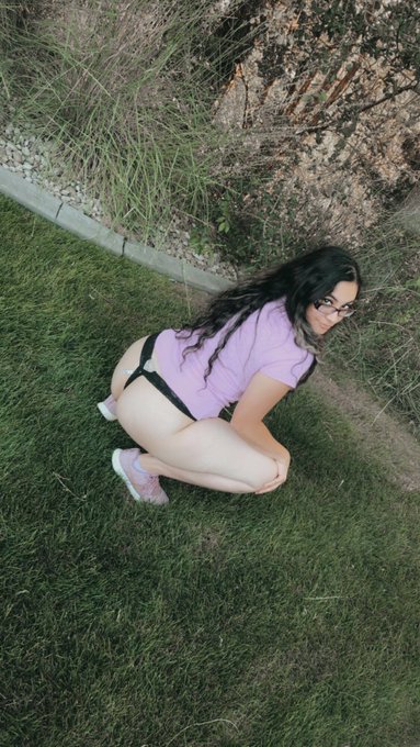 I love Nature ✨🦋🌲🌸 how about you 🌈😈  Findom | Cash Cow 🐮 | Pay pig |unowned Domme 😈💰  | HumanATM | Humiliation<a href="/tag/ifb"class="tags"><span>#ifb</span></a>