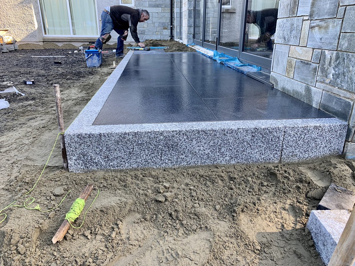 CASTLEPAVING tweet media