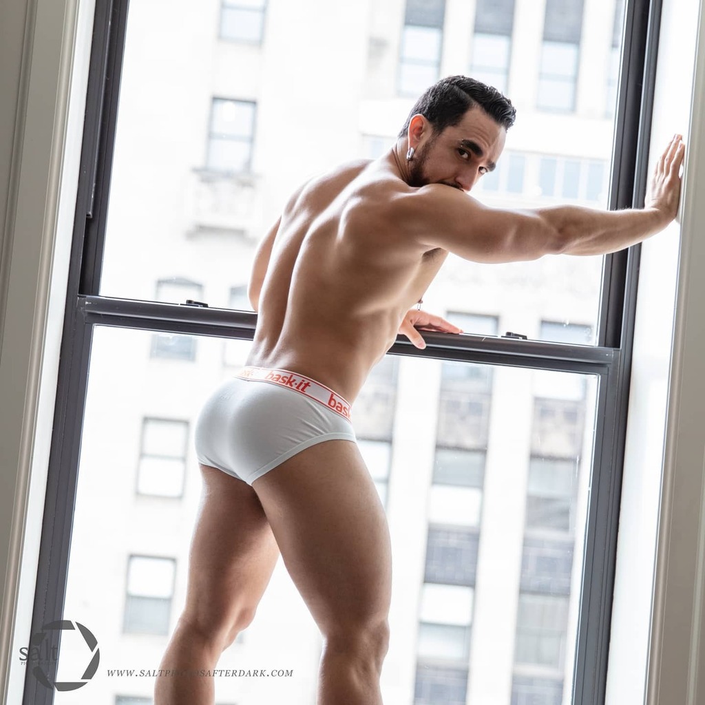 ben_krane's tweet photo. Shot with @saltphotos last weekend and this set is 🔥🔥
Here's one that's safe for Instagram. 😈
.
.
.
Oh and now that I have your attention, come out tonight to Bukanas lounge for #thirstythursday where I'll be entertaining from 11pm-2am.
.
.
#strippe… https://t.co/ZateLVp4CN https://t.co/2YfrkS8oVH