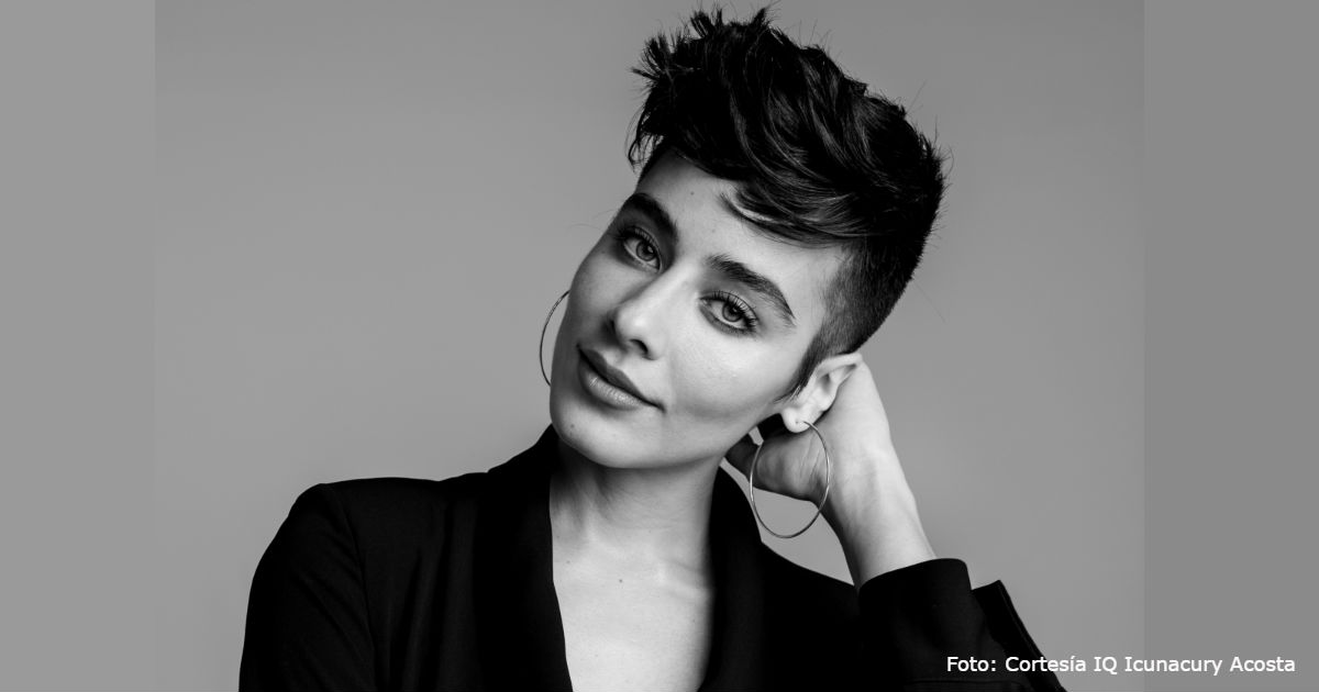 Una profunda reflexión sobre la construcción de la feminidad es la premisa de #LosVuelosSolitarios, protagonizada por #EsmeraldaPimentel que estrena en @TeatrosCdMexico  🎭👩‍🦱🤩 Entérate aquí ow.ly/vPtz50BH5uV <a href="/Magnifico_Ent/">MagnificoEnt</a>