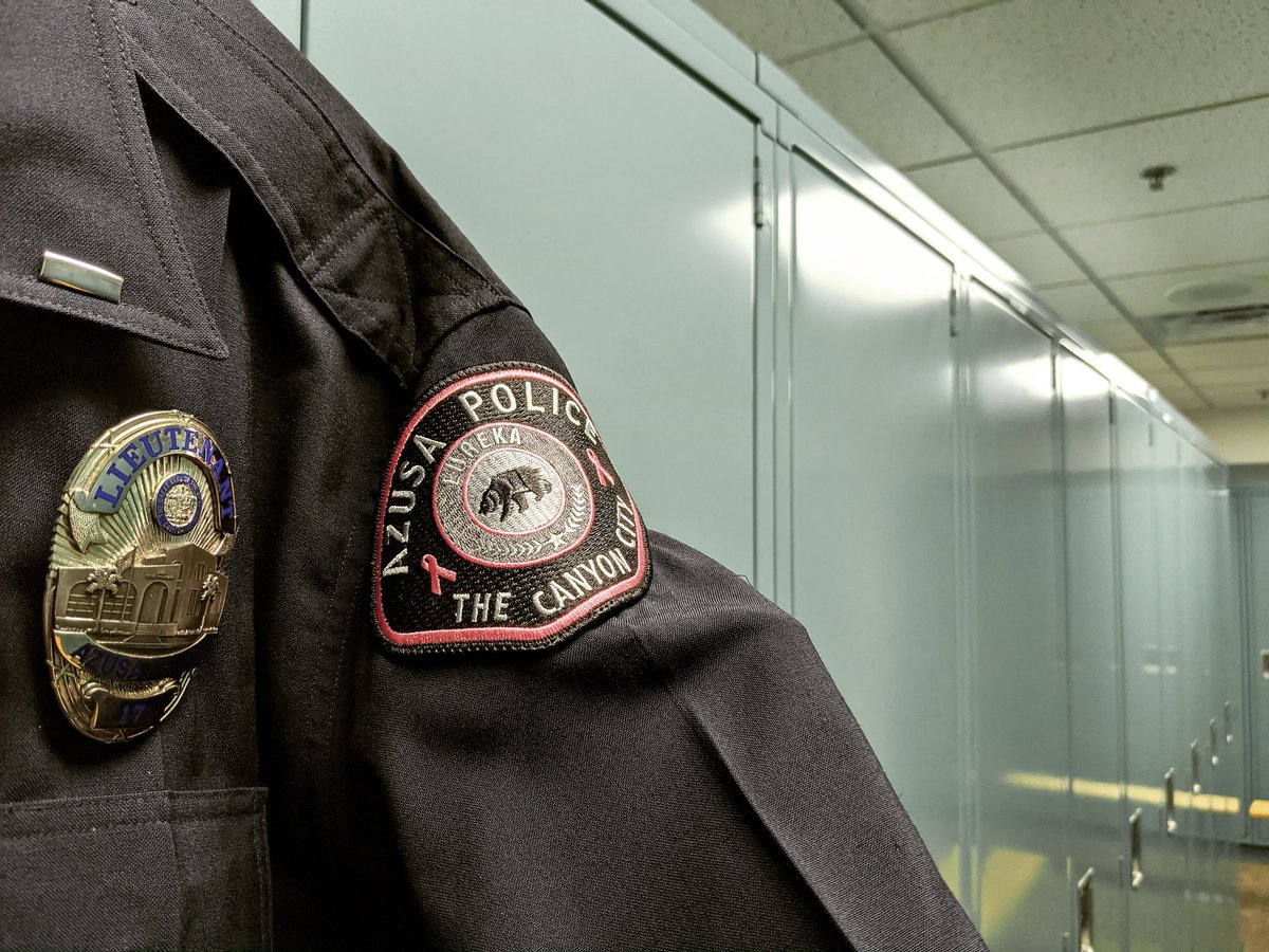 AZPDJSandoval's tweet photo. Every October @azusapd officers join officers from agencies throughout the country and beyond in an effort to bring awareness to the battle against breast cancer... I'm honored to do my part by wearing my pink patches!
#PinkPatchProject #PinkPatch  #BreastCancerAwarenessMonth https://t.co/AG2UAKl9o3