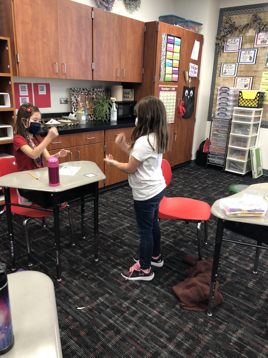 LJonesPreston3's tweet photo. Collecting data by recording our wins, losses, and draws in Rock, Paper, Scissors on a tally chart and dot plot! https://t.co/VfUKPWK0p1