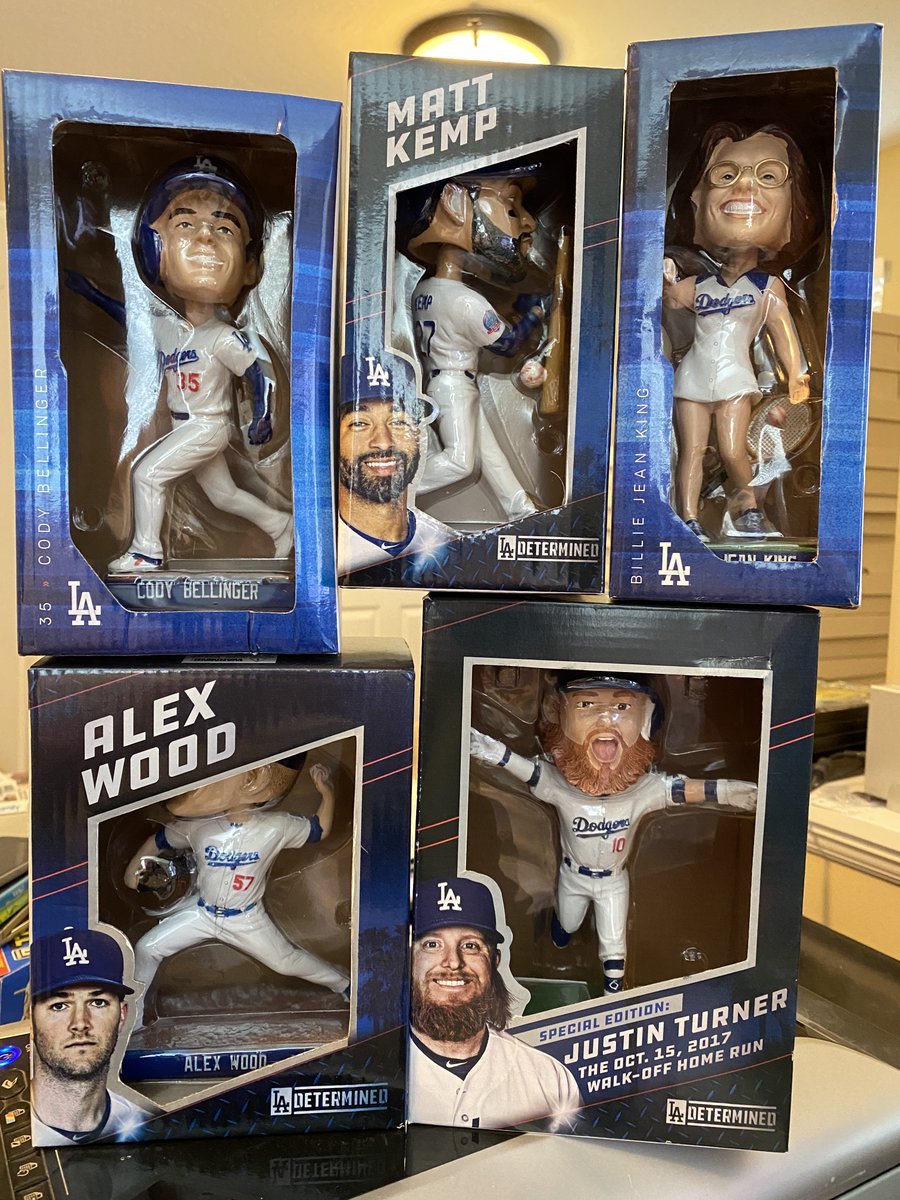 Giveaway time! I'll give away these FIVE (5) #Dodgers bobbleheads, one each to five randomly selected people who retweet this.

Winners selected Sunday, October 4 at 9pm PT. Winners choose bobbleheads in the order their names are selected. MUST follow me to win.