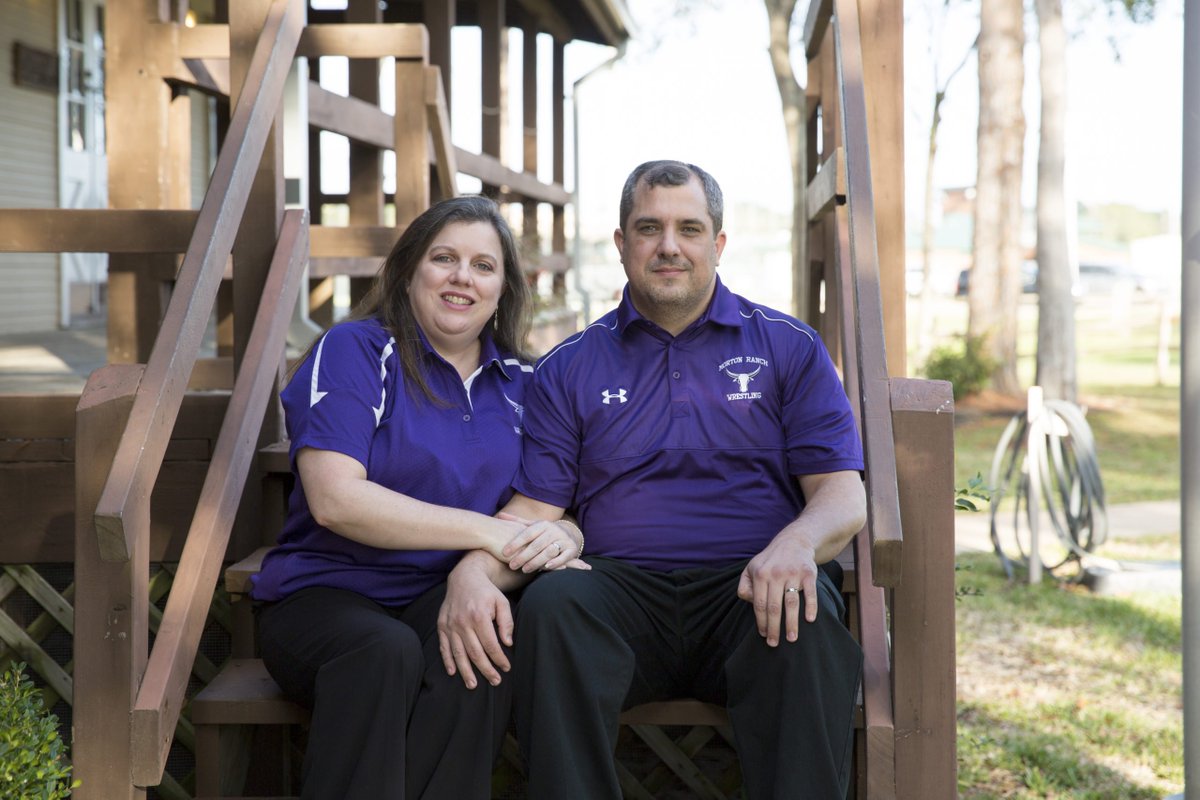 Kelly Balser, 50, nurse at Morton Ranch High School in Katy,  #Texas died from  #COVID. Their family is a pillar of the community. Her husband & daughter teach at the same school, and her husband coaches the wrestling team.  @MortonRanchWres https://abc13.com/morton-ranch-nurse-dies-kelly-balser-death-passing-katy-isd-covid/6408589/