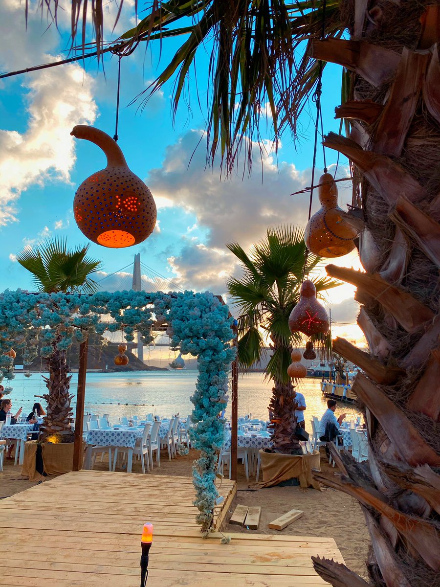 Beykoz, Poyraz Çapari Restaurant’ta rakı balık yap.