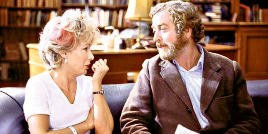 TerriPaddock's tweet photo. Dudley & his mate Georgina relished the chance to see #JulieWalters onstage in When I Was a Girl I Used to Scream & Shout.
They were big fans from her TV work with #VictoriaWood & the film of Willie Russell's Educating Rita, released three years earlier. #DudleysProgrammes https://t.co/6I73jXVm29
