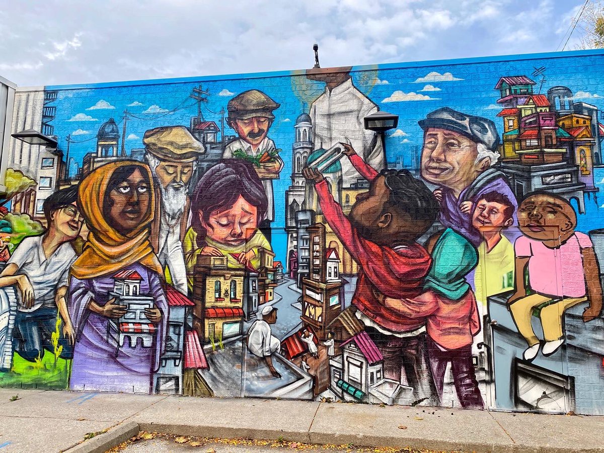 EastEndArtsTO's tweet image. 📣 More exciting #DestinationDanforth mural progress! 📣 Murals led by artists Elicser Elliott, Monica Wickler &amp;amp; Poser are nearing their completion stages &amp;amp; we absolutely love seeing these beautiful pieces of street art come to life 😍. Two more murals to come so stay tuned! 🙌