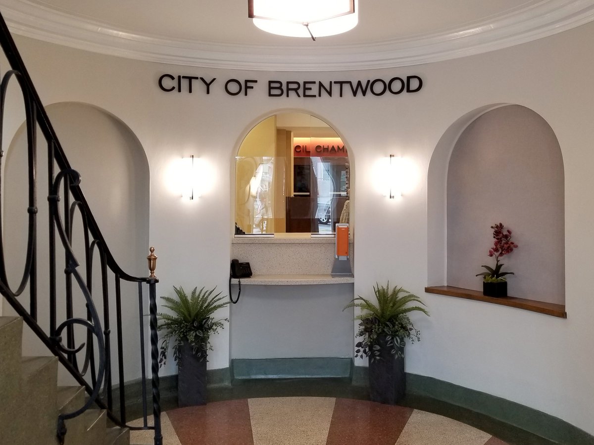 LNBstudio's tweet photo. This spring, @BrentwoodMO debuted their remodeled City Hall featuring new public spaces that enhance the customer experience. Working closely with the City of Brentwood, LNB Studio designed a welcoming, reconfigured layout that supports customer interaction and City efficiency. https://t.co/kDFePeBOqa
