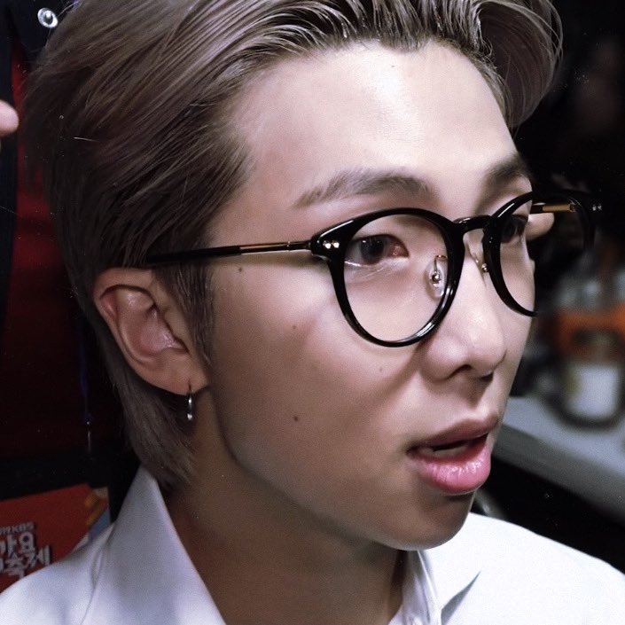 NAMJOON WHAT THE HECKSHDH