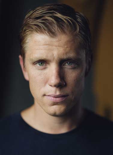 MrsHouse09's tweet photo. Didn't realise I could miss this face anymore than i already do ... turns out after tonight I do ππππ
#Robron #always #wanthimback #nooneelsecomesclose https://t.co/4vsEKDcOVI
