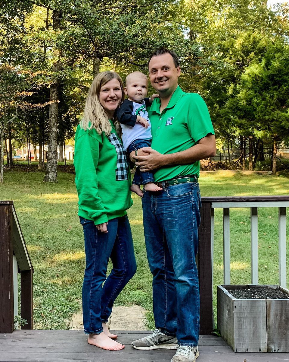 k_melloy's tweet photo. Meade pride runs deep in this family! #GreenwaveSpirit #FutureGreenwave #WeAreMeade https://t.co/CkIWLObOrw