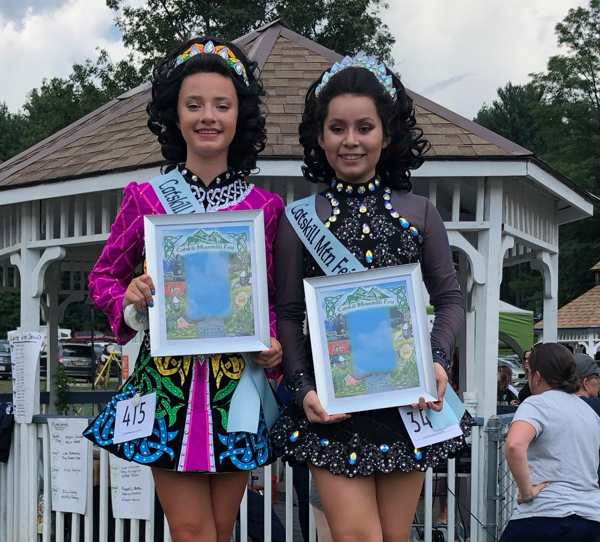 ClannahEireann's tweet photo. #TBT ๐Feising will be back again soon and our CNH family can't wait to get back out on the stage! #CNH #loveloyaltyfriendshipfamily #fortheloveofthedance #Irishdance #competition #feisfun # https://t.co/HEAKwA0S4V