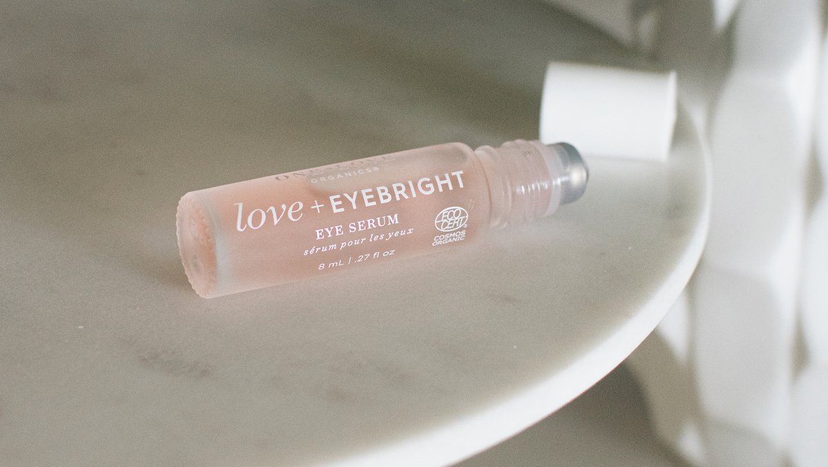 It’s LIVE! NEW Love + Eye Bright Eye Serum! ⁠ A plant-powered, stainless steel rollerball eye serum with astaxanthin, botanical eyebright, green tea oil, and sea kale. ⁠ l8r.it/natL #loveandeyebright #skincare #eyecare #greenbeauty #serum #vegan #astaxanthin