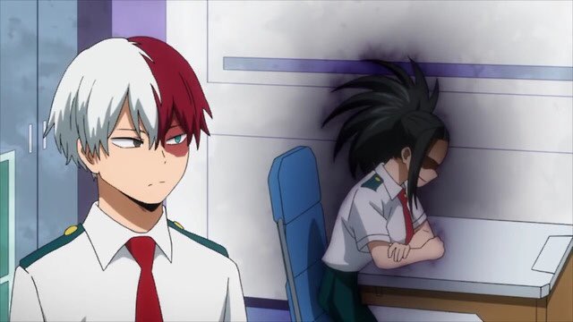 Before the final exams when Momo was sulking about not being any help for the practical, Todoroki worriedly looks over at her noticing her while others didn’t.