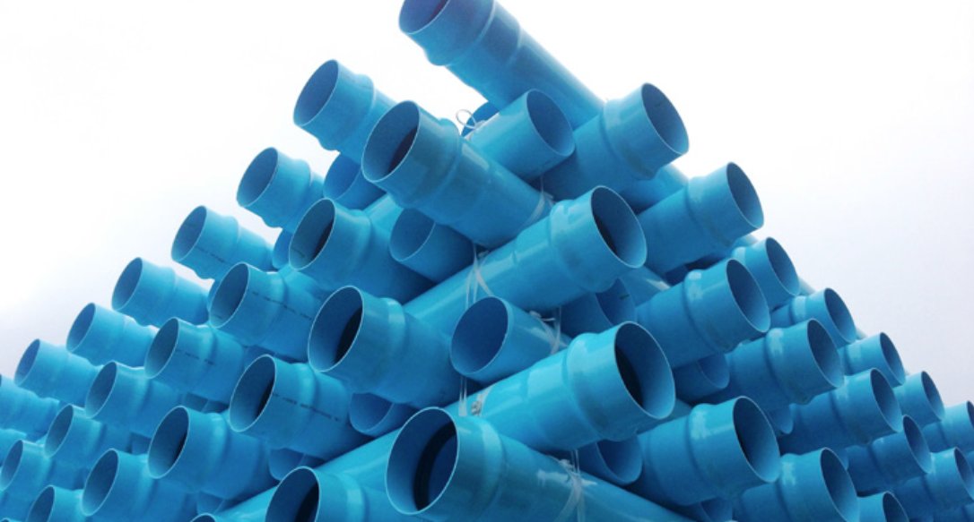 SDMagZim's tweet image. #Issue31 We expect our water to flow, but rarely think of the supporting infrastructure, check out our article on #Driptech&apos;s Pipe Manufacturing Factory and their fluid conveyance solutions.