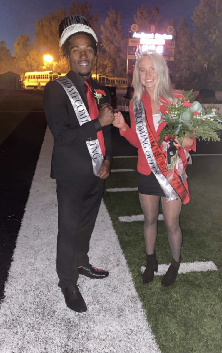 BHSJockBlock's tweet photo. Congrats to our hoco king @TyLeeper !! https://t.co/VwH3yyw4MU