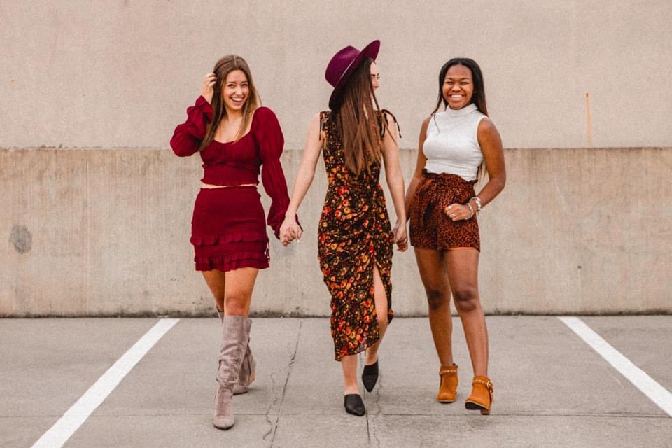 PLTboutiqueKW's tweet photo. #PLTFALLPARTY https://t.co/JQVUFRvwJg