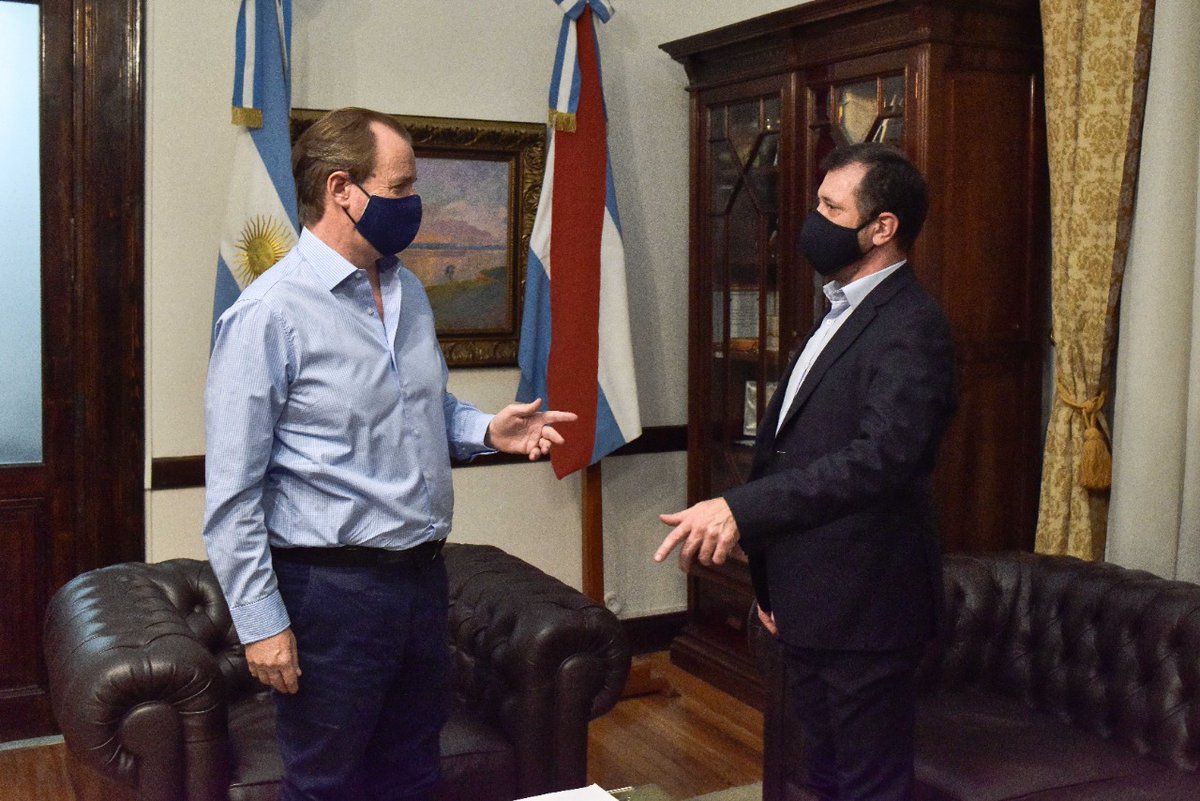 EdgardoKueider's tweet photo. Venimos trabajando hace mucho tiempo con @Bordet y los legisladores nacionales por #EntreRíos para incorporar en el #Presupuesto2021 la transferencia automática de las regalías de la represa de #SaltoGrande hacia la provincia, dando cumplimiento a Ley 25.671 del año 2002. https://t.co/htsBTHcTAp