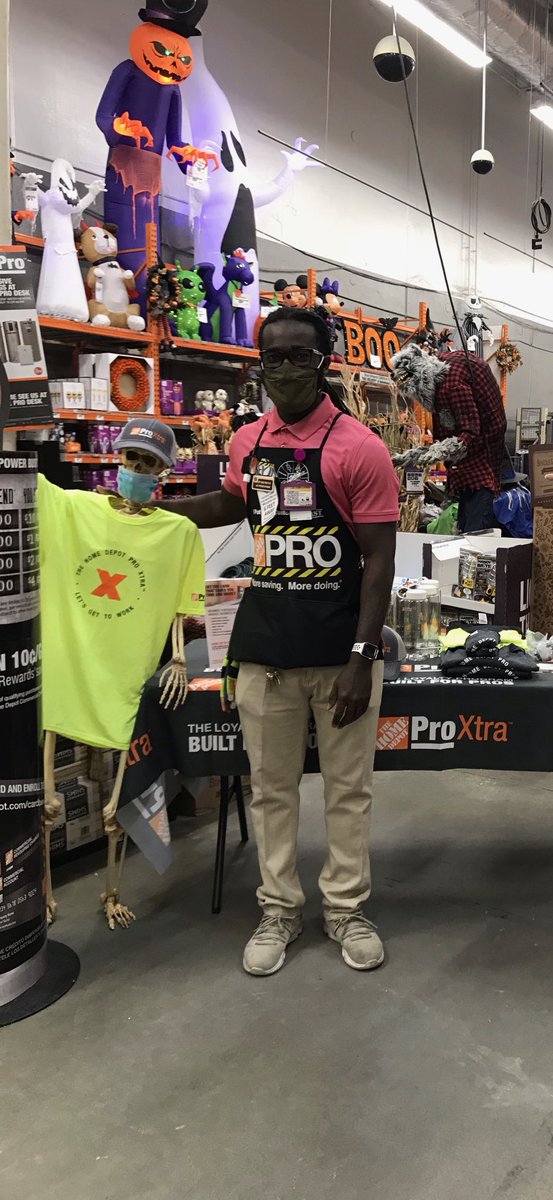 Kevin and “Skully” ready  for the pros!! ⁦<a href="/thayer_eric/">EricThayer</a>⁩ ⁦@jtrievespro⁩  ⁦@WardallyJ⁩ ⁦<a href="/HDGerri/">Gerri OBrien</a>⁩