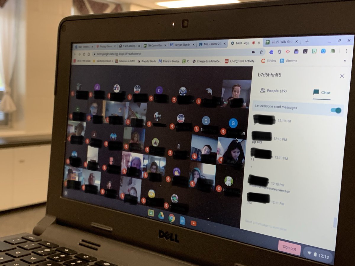 TME_tigers's tweet photo. @MrsGreene_TME has these 5th grade geniuses all synced up & on point w decimals!π― #werockmath #TMGenius https://t.co/L5YCGEd4gT