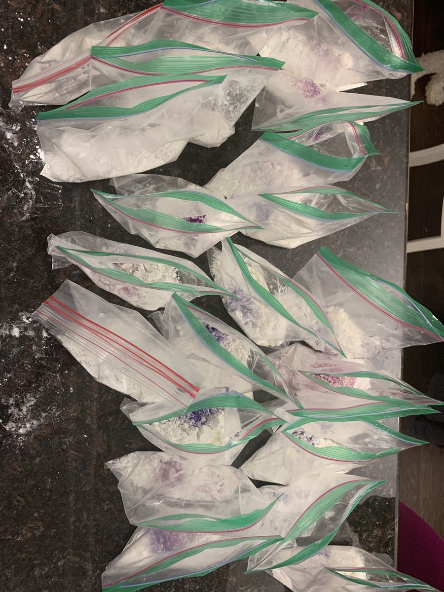 SSchiffercarter's tweet photo. Prepping for a hands on, in your seat,  you get your OWN bag, science lesson in 2nd grade tomorrow! It’s not fun, unless you make a mess! #solidsliquidsgases #matter #ScienceMax @KleinISDscience @ScienceInAction @HaudeKISD #ScienceInAction https://t.co/jcKvyARcNj