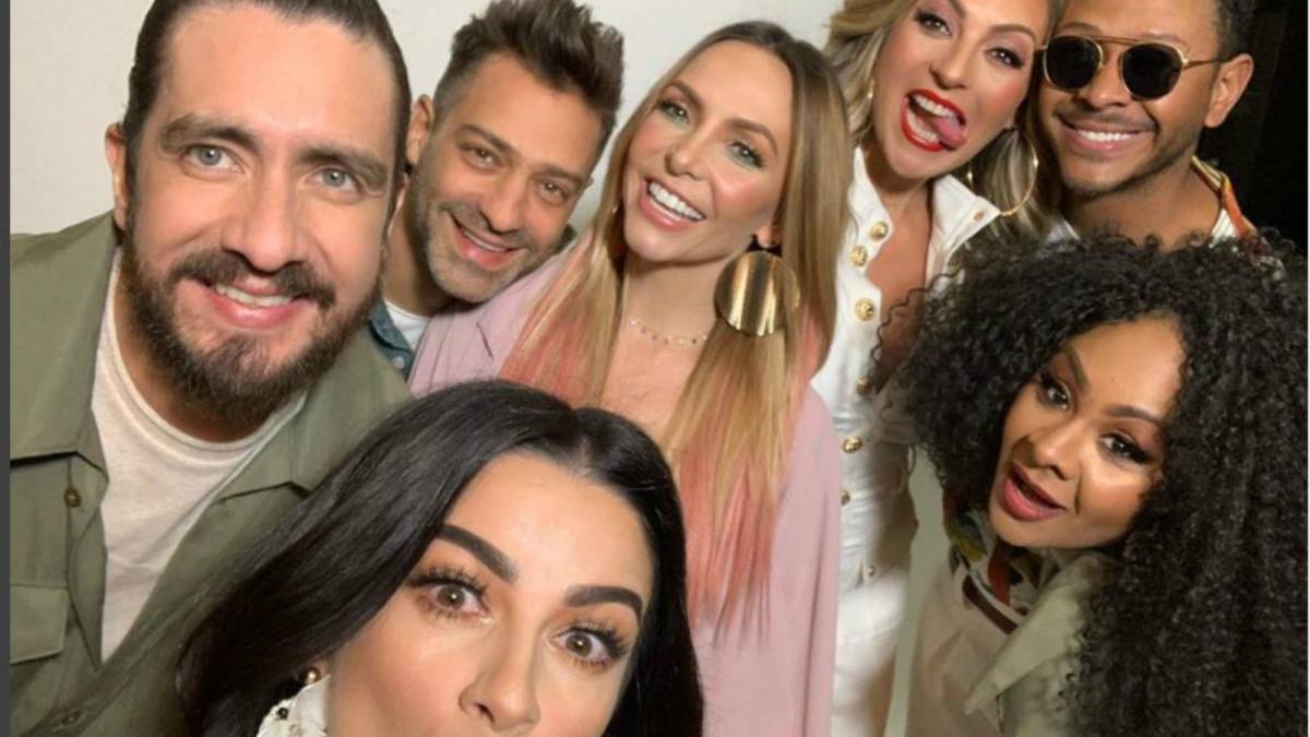 La magia de la música. 🎶  ¡Siempre juntos! 💜 #Música #DíaInternacionaldelaMúsica #OV7