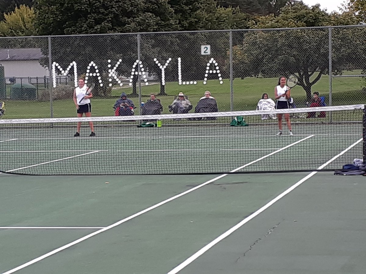 MrCoffeeWB's tweet photo. Congrats to the Tennis Team on another win on Senior Night! Great job Seniors! Very proud!#Warriornation #Warriorpride https://t.co/Um0SdZIZv5