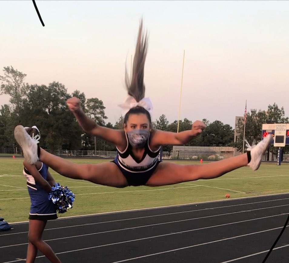 NCHSEagleCheer's tweet photo. Jumping for those EAGLES! https://t.co/yAQxi6iVHO