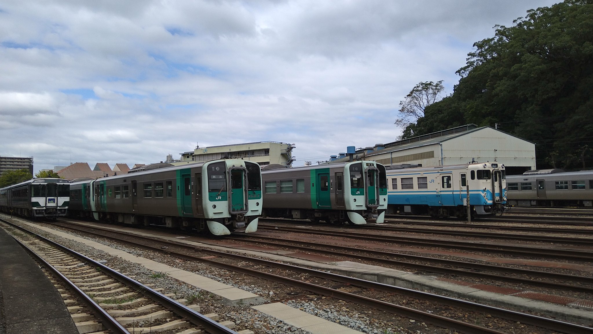 スグル 日本の都道府県で唯一電車が走っていない徳島県 走っているのは電車ではなく汽車 ディーゼル車 T Co Vxmhgikc7z Twitter