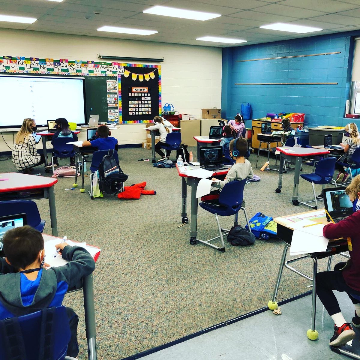 KNowak62's tweet photo. We tried Zoom Breakout Rooms today! Thank you @miss_murray62 for your help and thank you @MissMarsz59 for the idea! #thisisgower https://t.co/72PYn6D8t3
