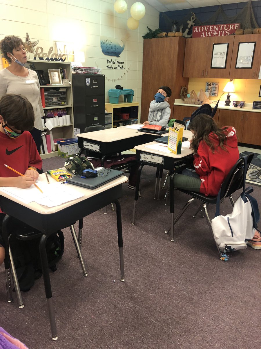 We had so much fun in 4th grade with <a href="/kellie31419/">Kellie Smith</a> and <a href="/BethanyWingo/">宁波，依依</a>’s students! We had an interactive lesson about listening to how our bodies feel and emotions! #thumbsupthursday <a href="/CarverES_RH/">GWC Elementary</a>