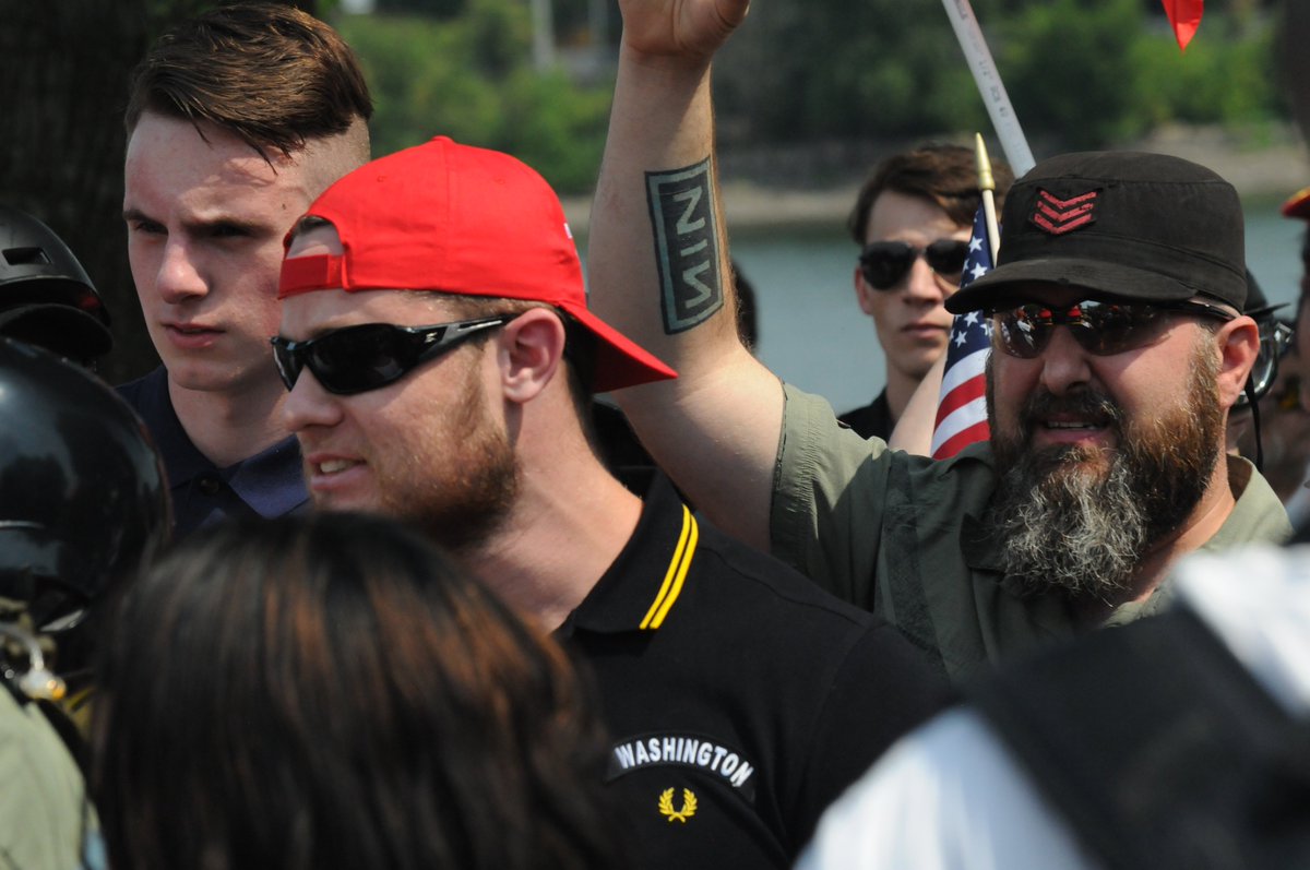 9) More Proud Boys leading the fights in Portland, alongside white nationalists and neo-Nazis.