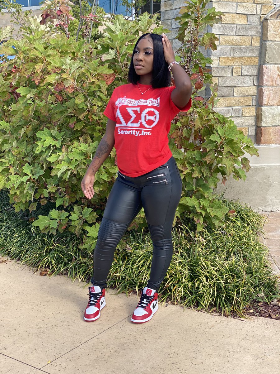 ayojas21's tweet photo. Heard they was looking for a DIME...
 #ITGIRL #AOML #1913🔺 https://t.co/uzdE3Cjpq1