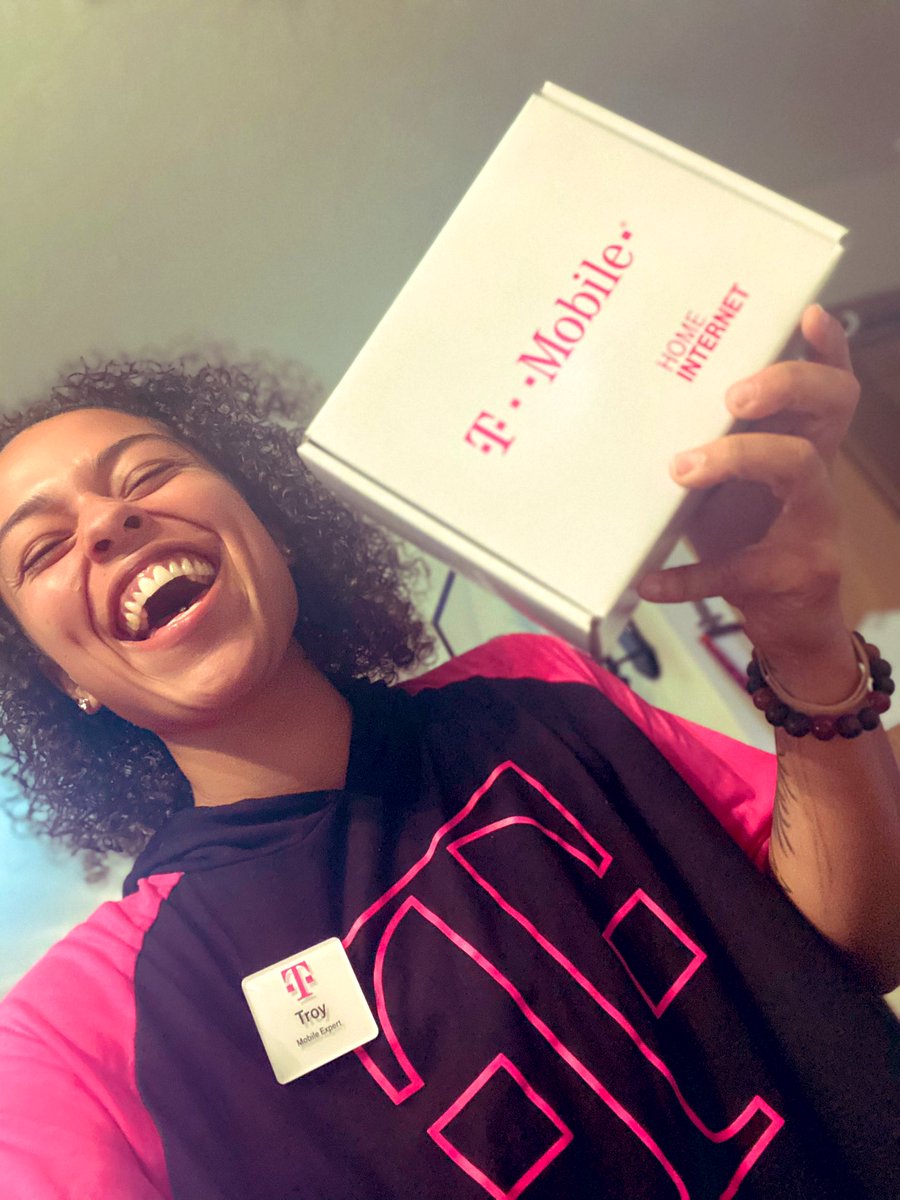 It’s been a while Twitter 👋 but..... look what came today 🥳 I’m so freaking excited‼️ #tmobile #tmobilehomeinternet