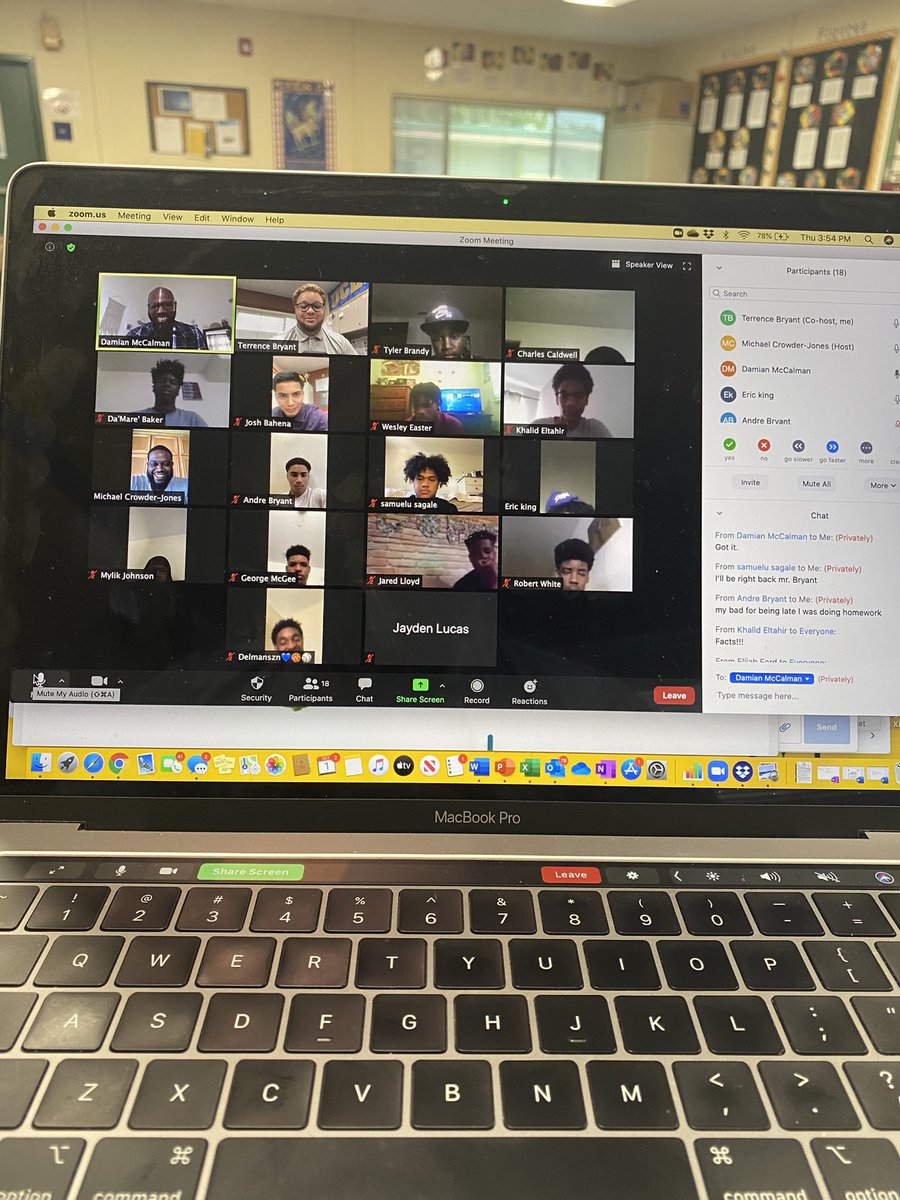 tbryant0115's tweet photo. #UrbanMathCollaborative Ss from @LBWilsonHigh & @CabrilloLb had a great discussion with EYG’s Senior Coordinator @contactdtm1 around Grades, Attendance, Maturity, & Empowerment. Students voices are extremely powerful #ProudtobeLBUSD #AllMeansAll #EYGMathCollab @mcrowderjones https://t.co/FqiZdSNwH4