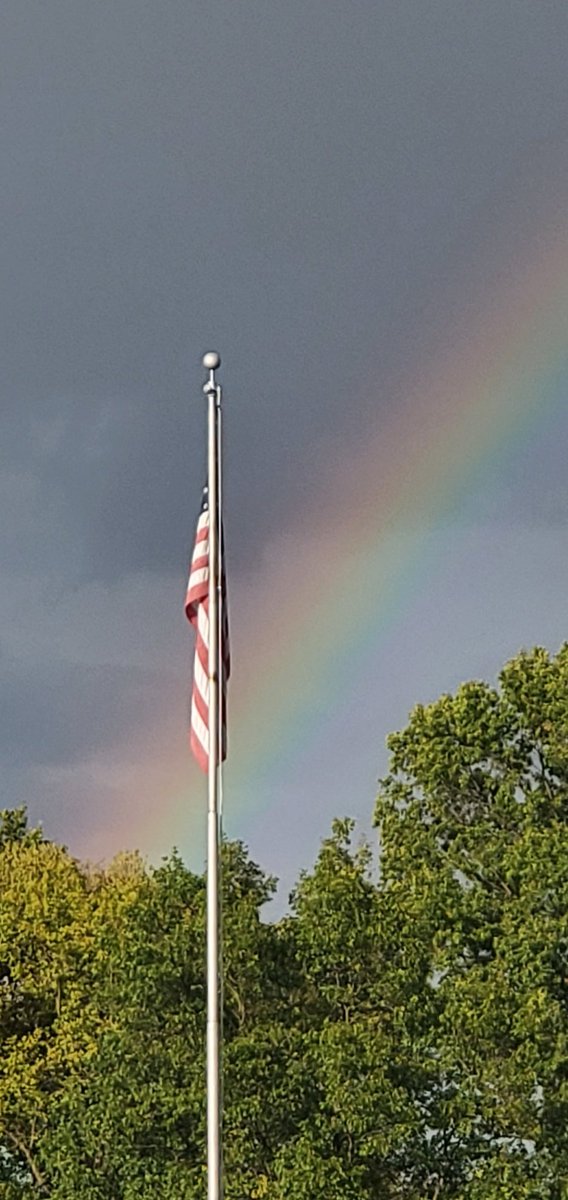 TeixeiraKatie's tweet photo. Was lucky to see a beautiful rainbow leaving @MerwinMustangs this evening #TogetherWC https://t.co/UZmaqcMsaj