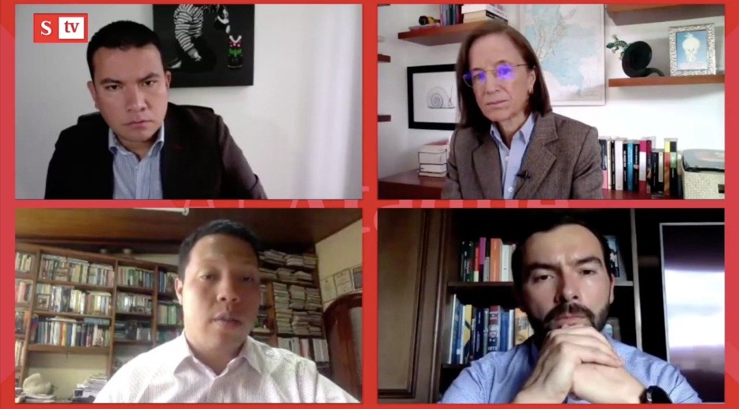 JcolmenaresE's tweet image. Agradezco a @saludhernandezm por la invitación a #AlAtaque de @RevistaSemana. 
Debemos trabajar para evitar el vandalismo en las manifestaciones que se llevan a cabo en la ciudad.

¡Lo que es con los bogotanos es conmigo!

Revive la entrevista en  youtube.com/watch?v=fXssXW… 👌🏽👌🏽