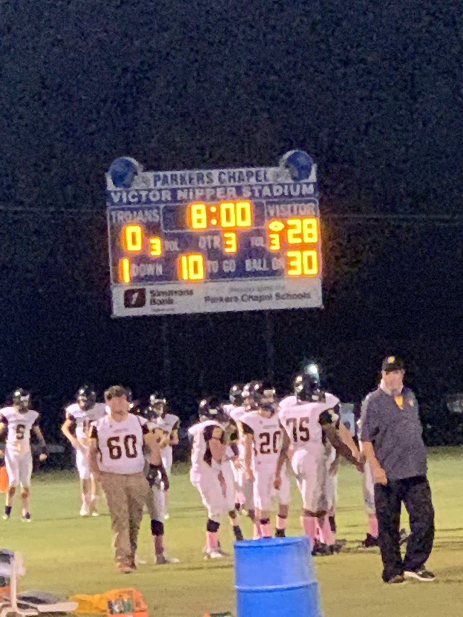 HamptonBulldogs's tweet photo. Bullpups up BIG at PC. 28-0 to start the 3rd quarter. 7th Pups with their 1st win 14-0 https://t.co/HxiVzm98dO