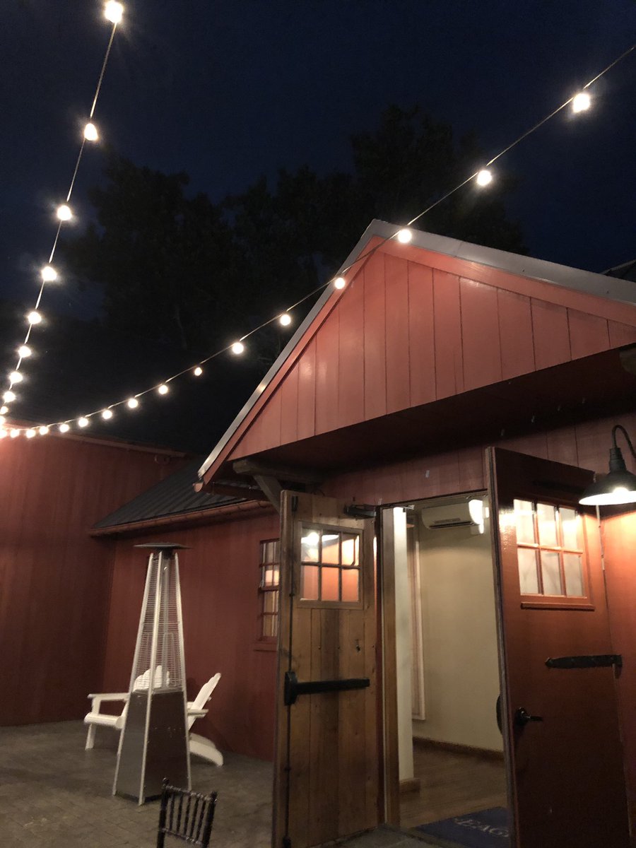 Beautiful evening at a stunning Lancaster County venue with <a href="/RayDLanc/">Ray D'Agostino</a>. Thanks to all who came out to support our team!