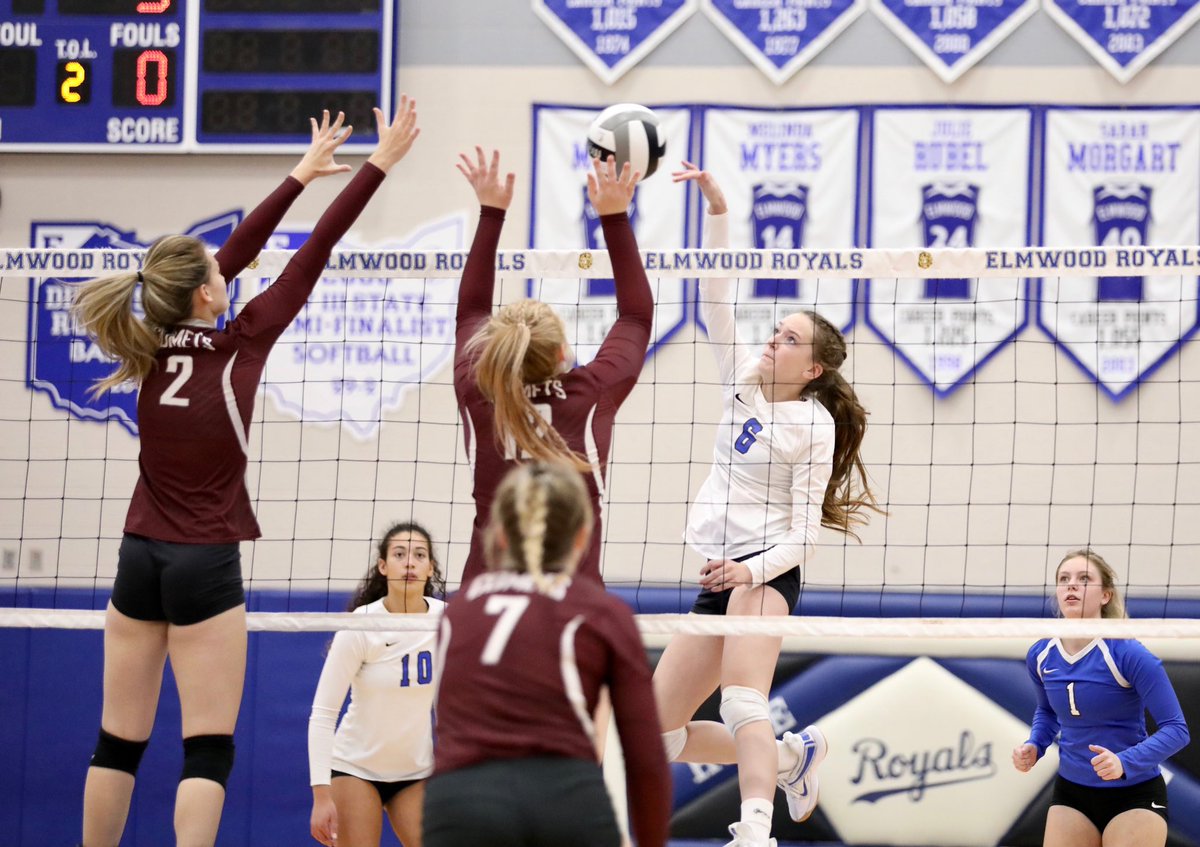ElmwoodRoyalsVB's tweet photo. Royals VB hosted the Genoa Comets tonight at home to wrap-up N.B.C. VB Action this week. The Royals โCrushed the Cometsโ in a 3 set sweep!๐งน๐จ๐งน๐จ๐จ๐งน๐จ๐จ๐จ
25-8| 25-15 |25-9
๐๐๐ฆ๐
#RebuildReloadRevitalize
#QueensOfTheCourt
@ElmwoodAD
@SentTribSports
https://t.co/t6Z6iCk6Fl https://t.co/HnAk8ocSH4