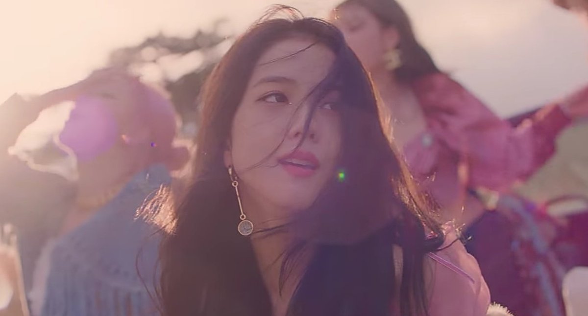 jisoo tweet media