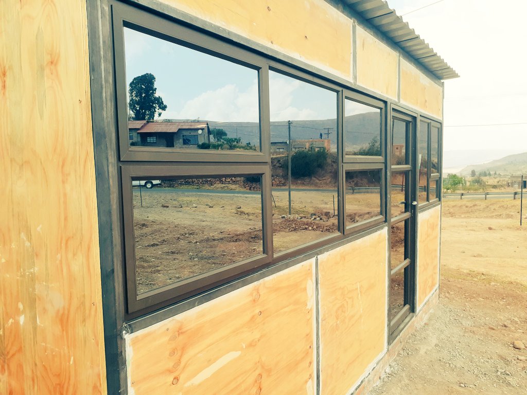 KingPostLso's tweet image. Please retweet my work 🙂🙃
I am still that Artistic constructor that will not just help you build your business, but build your dreams 😁. My work is well known, and time is quality is what I offer. Call me here 😃 +266 59 079 202 🙏🏽 thank you for your support. BMH Construction